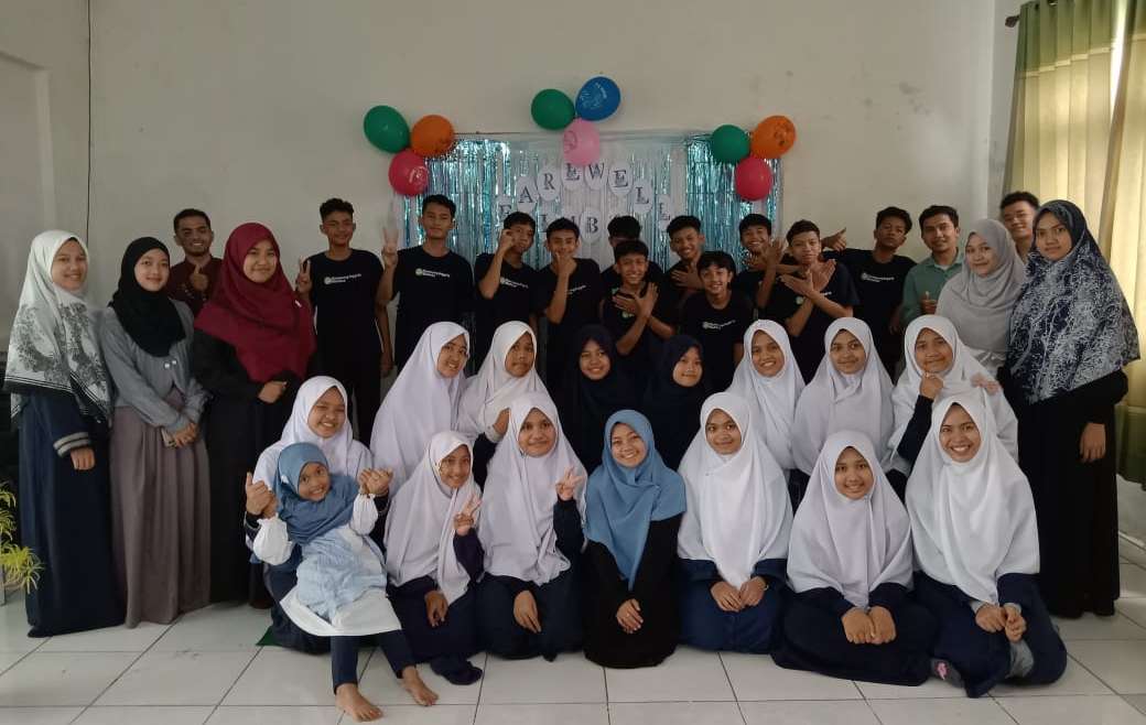 Usai 2 Bulan Belajar di Kampung Inggris Pare, Santri SMP IMBS Payakumbuh Percaya Diri Pulang ke Ranah Minang