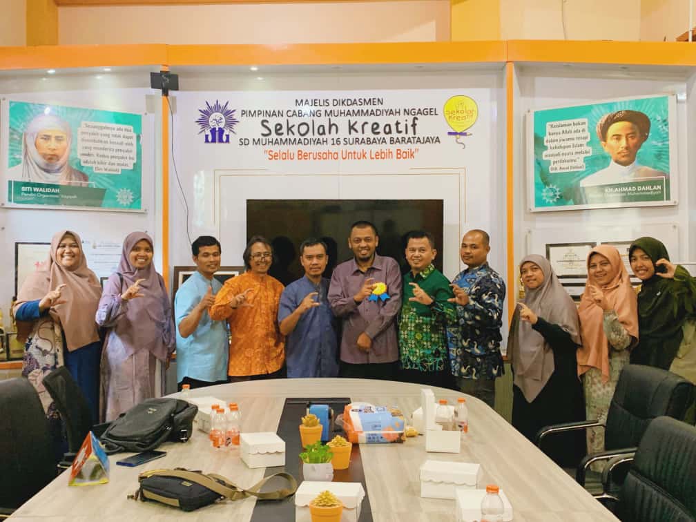 Madani Islamic School Payakumbuh Comparative Study